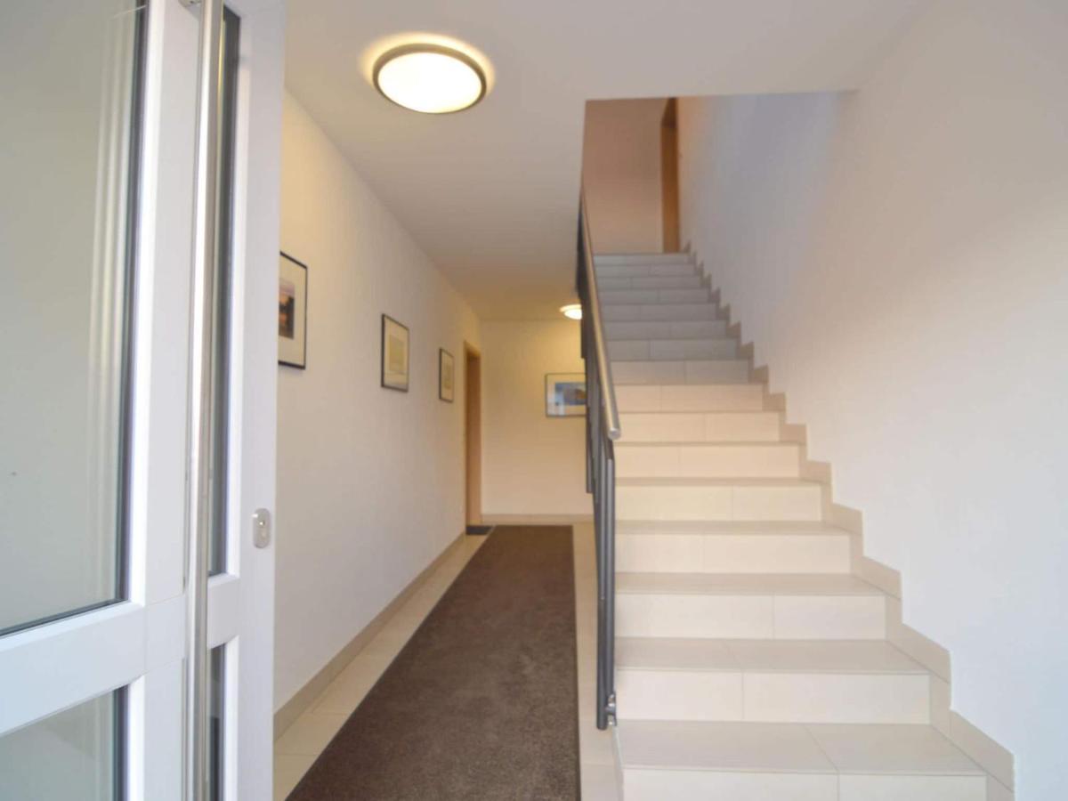 Lovely Modern Apartment With Private Terrace Ellscheid Exterior photo